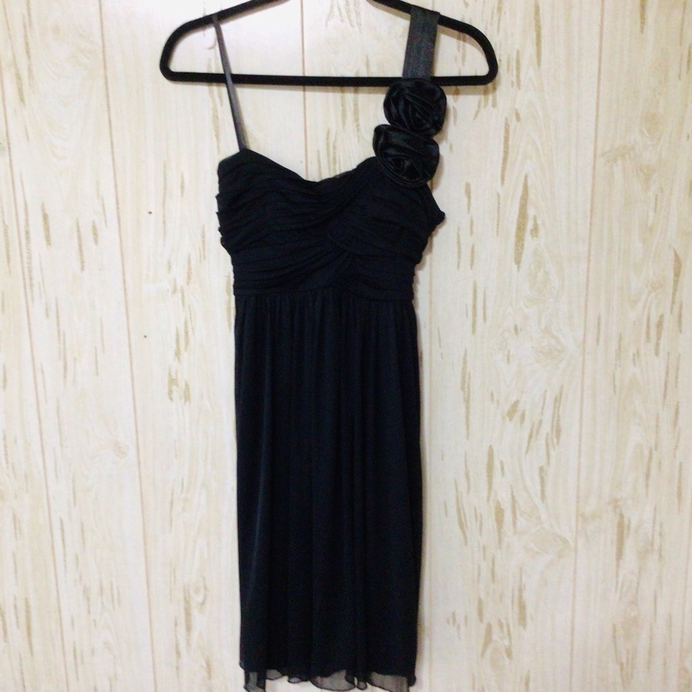 City Triangles One Shoulder Cocktail Dress with Rosettes/Tie Back L (Jr) Flirty